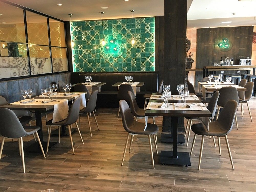 Hotel كوميلاس المظهر الخارجي الصورة